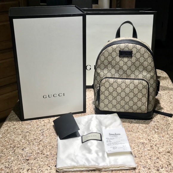 Gucci Handbags - 💯% Auth Small Gucci Supreme Canvas Backpack🥰🥰